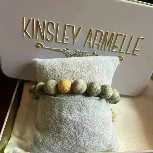 Kinsley Armelle Pepper bracelet - Picture 2 of 3